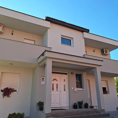 Dzeba Guest house