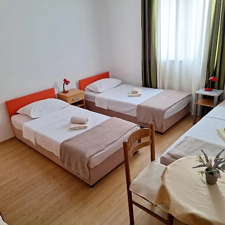 Dzeba Guest house *