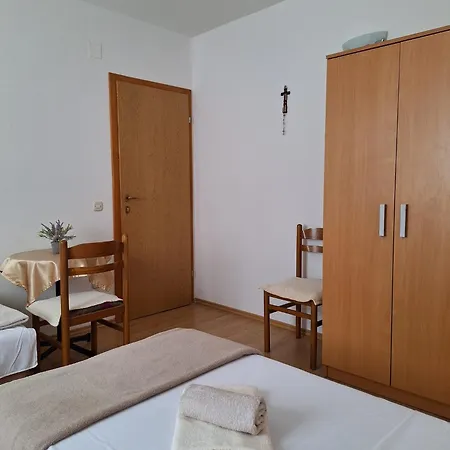 Guest house Dzeba *