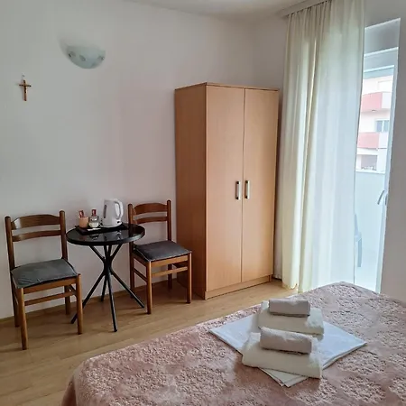 Guest house Dzeba *